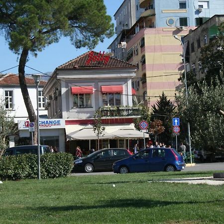 Jolly City Center Hotel Tirana Exteriér fotografie